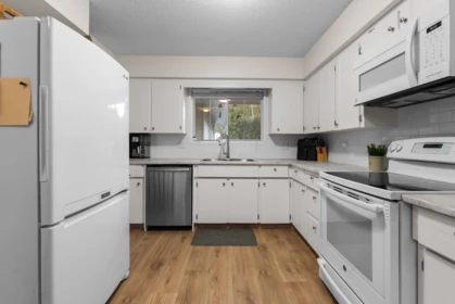32864 Capilano Place, Abbotsford, BC, Abbotsford — Single Family Residence for sale