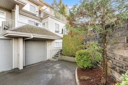 Backyard Photo of 1601 5260 Goldspring Place, Chilliwack, BC
