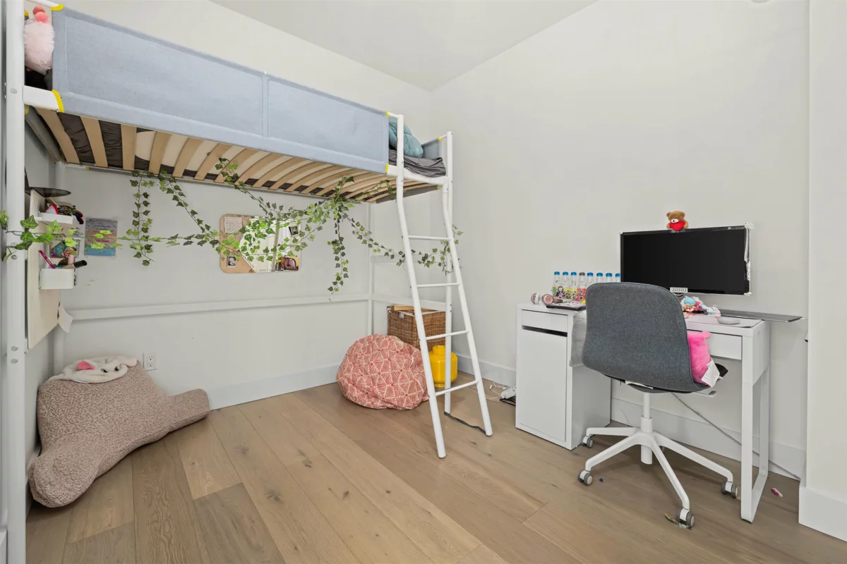 Backyard Photo of 1096 Foxglove Lane, Bowen Island, BC