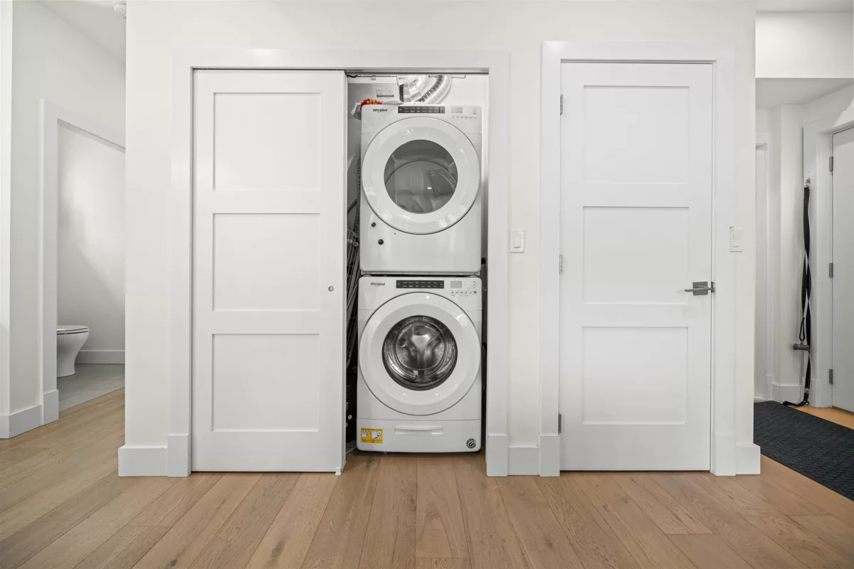 Outdoor Kitchen Photo of 1096 Foxglove Lane, Bowen Island, BC