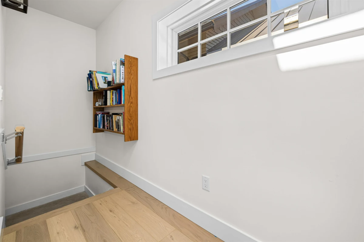 Swimming Pool Photo of 1096 Foxglove Lane, Bowen Island, BC