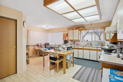 Kitchen Island Photo of 612 E 3rd Street, North Vancouver, BC