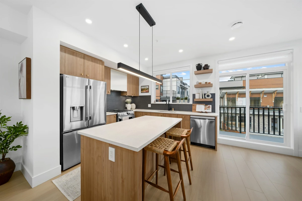 Bedroom 3 Photo of 8 32929 Cherry Avenue, Mission, BC