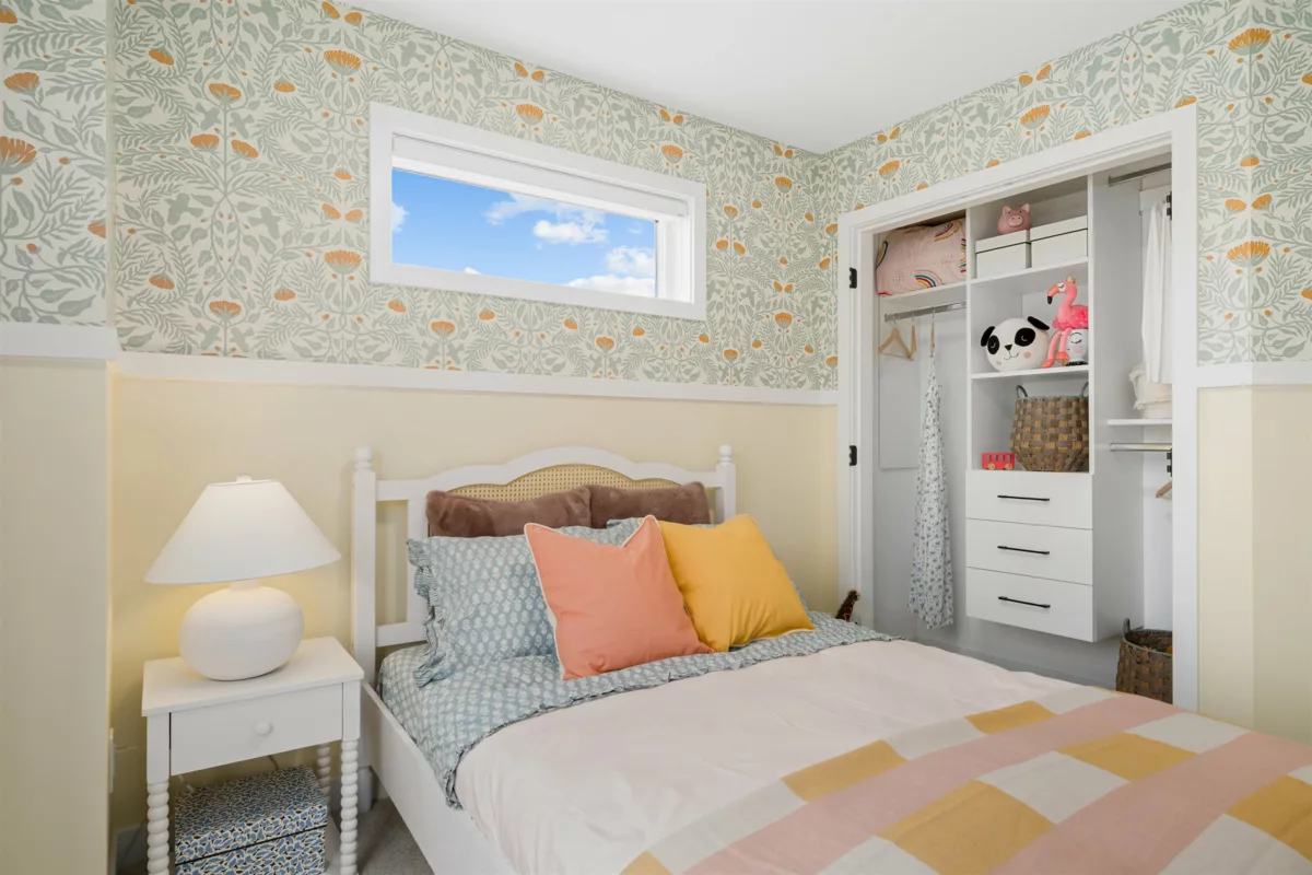 Hallway Photo of 8 32929 Cherry Avenue, Mission, BC