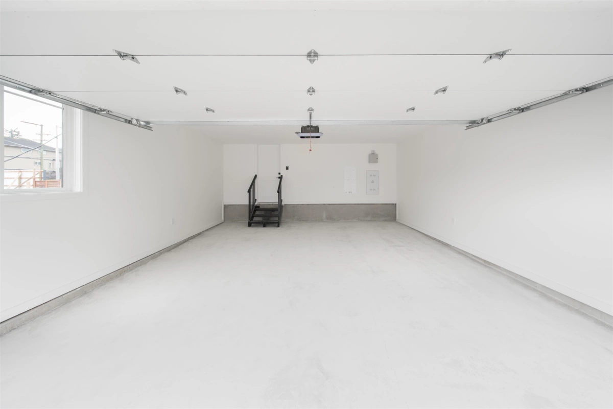 Outdoor Patio Photo of 8 32929 Cherry Avenue, Mission, BC