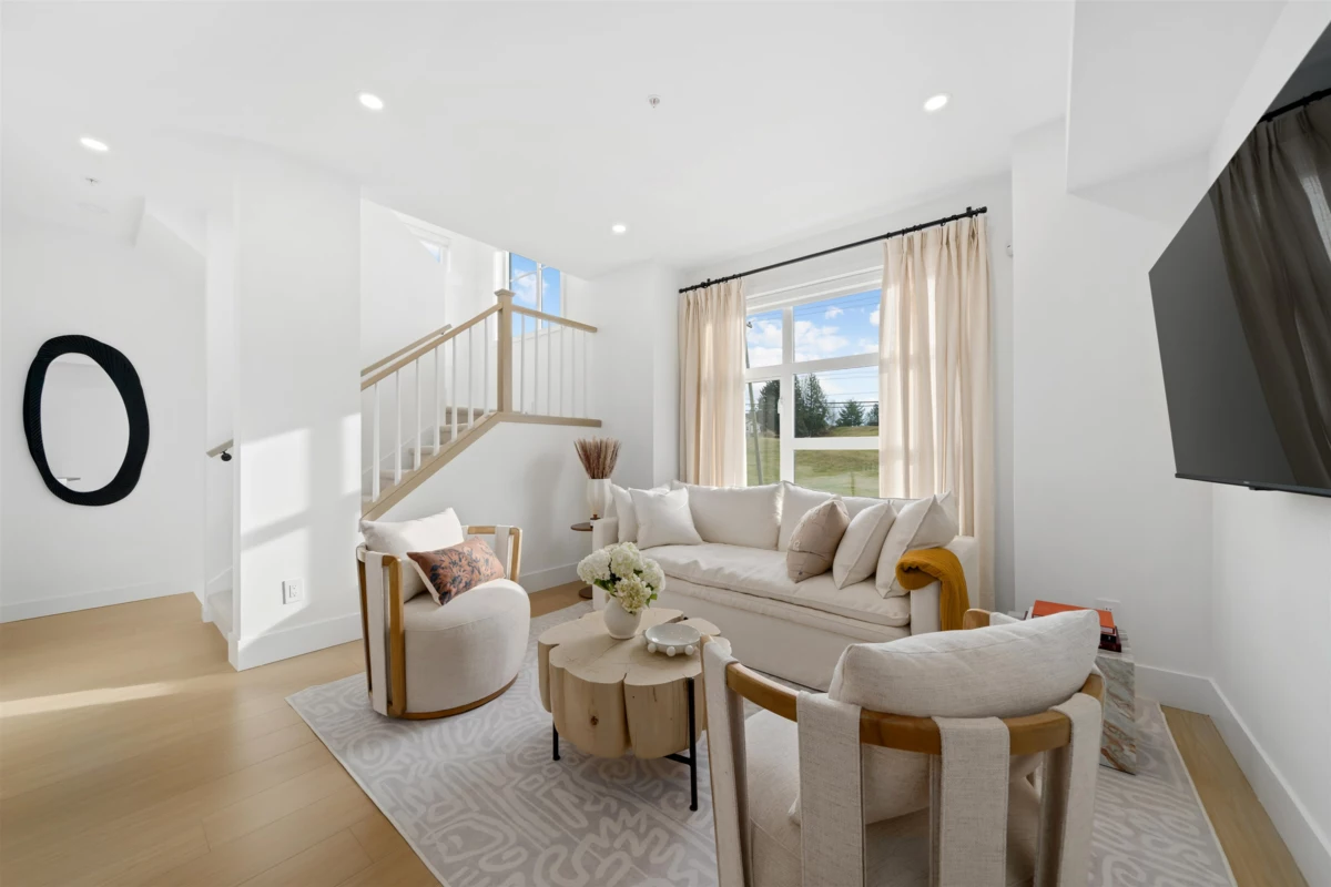 Pantry Photo of 8 32929 Cherry Avenue, Mission, BC