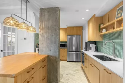 1002 47 Agnes Street, New Westminster, BC, Downtown NW — 3 bed apartment/condo for sale