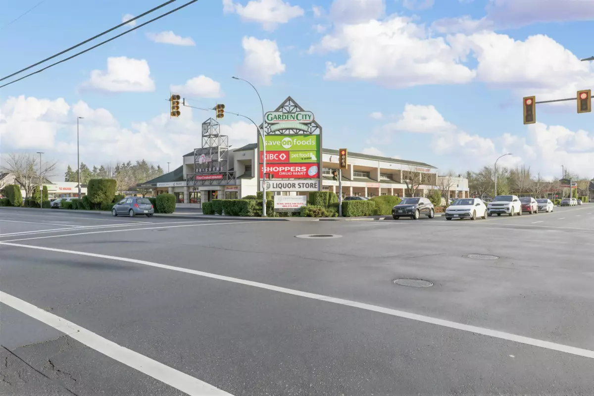 Basement Recreation Room Photo of 3 7840 Garden City Road, Richmond, BC