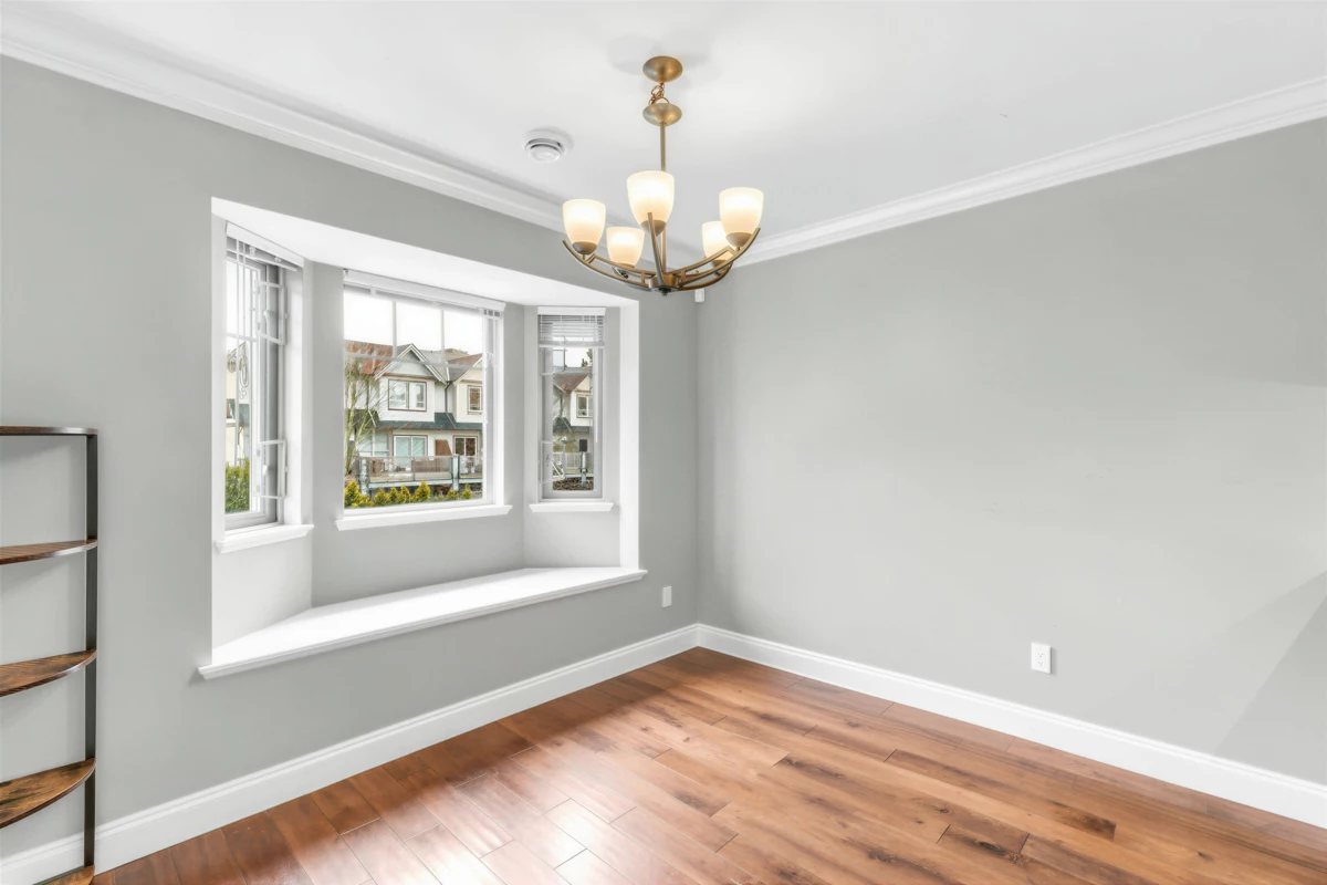 Dining Area Photo of 3 7840 Garden City Road, Richmond, BC