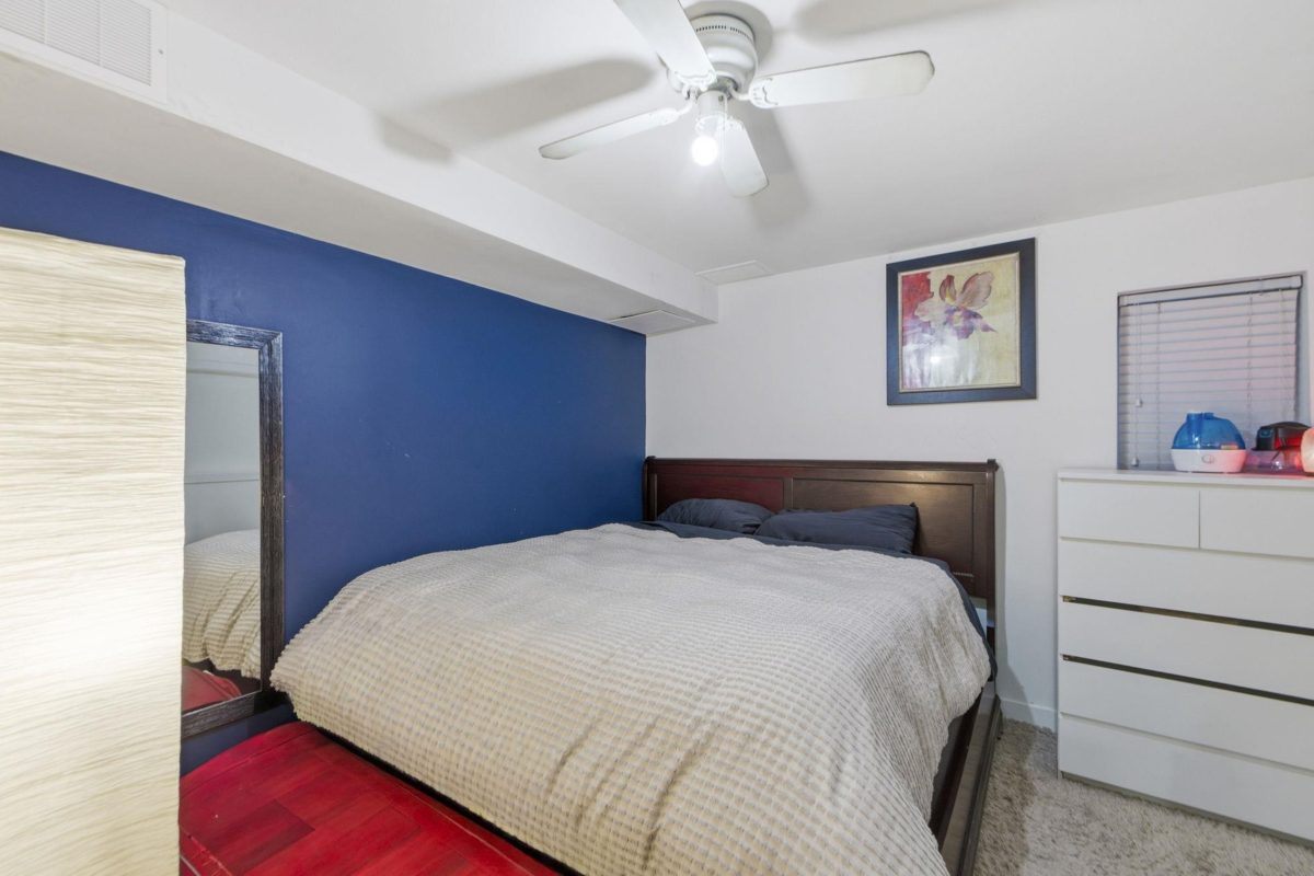 Front Yard Photo of 12959 Carluke Crescent, Surrey, BC