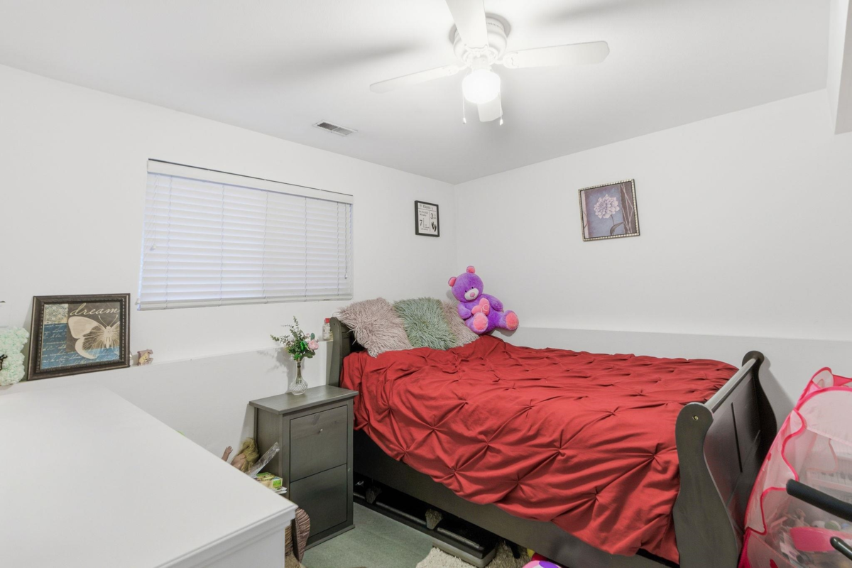 Swimming Pool Photo of 12959 Carluke Crescent, Surrey, BC