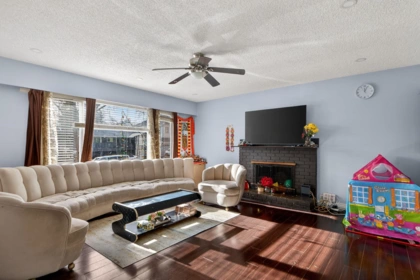 Primary Bedroom Photo of 12959 Carluke Crescent, Surrey, BC
