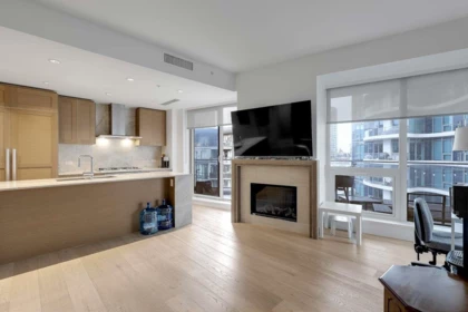 Basement Recreation Room Photo of 804 1500 Martin Street, White Rock, BC