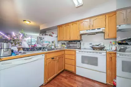 Breakfast Nook Photo of 205 11595 Fraser Street, Maple Ridge, BC