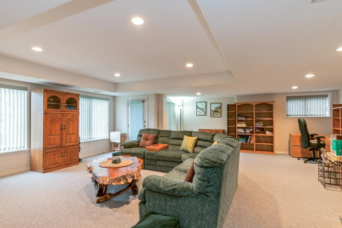 Guest Bathroom Photo of 21 3555 Blue Jay Street, Abbotsford, BC