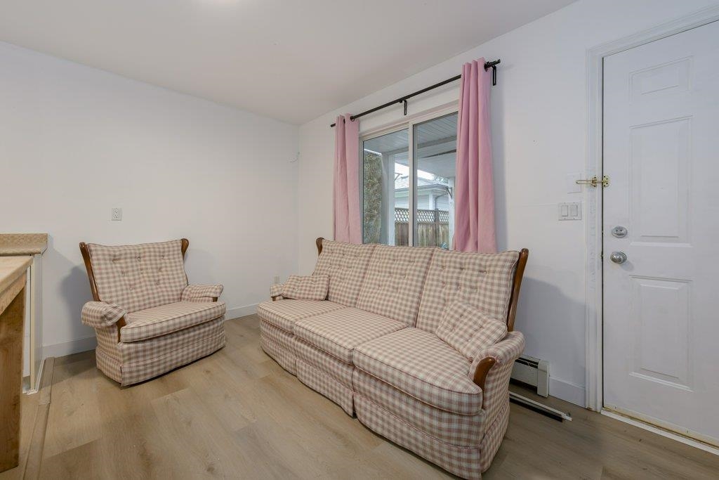 Garden / Landscaping Photo of 1598 Manning Avenue, Port Coquitlam, BC