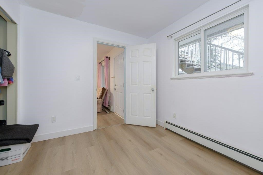 Hot Tub / Spa Photo of 1598 Manning Avenue, Port Coquitlam, BC