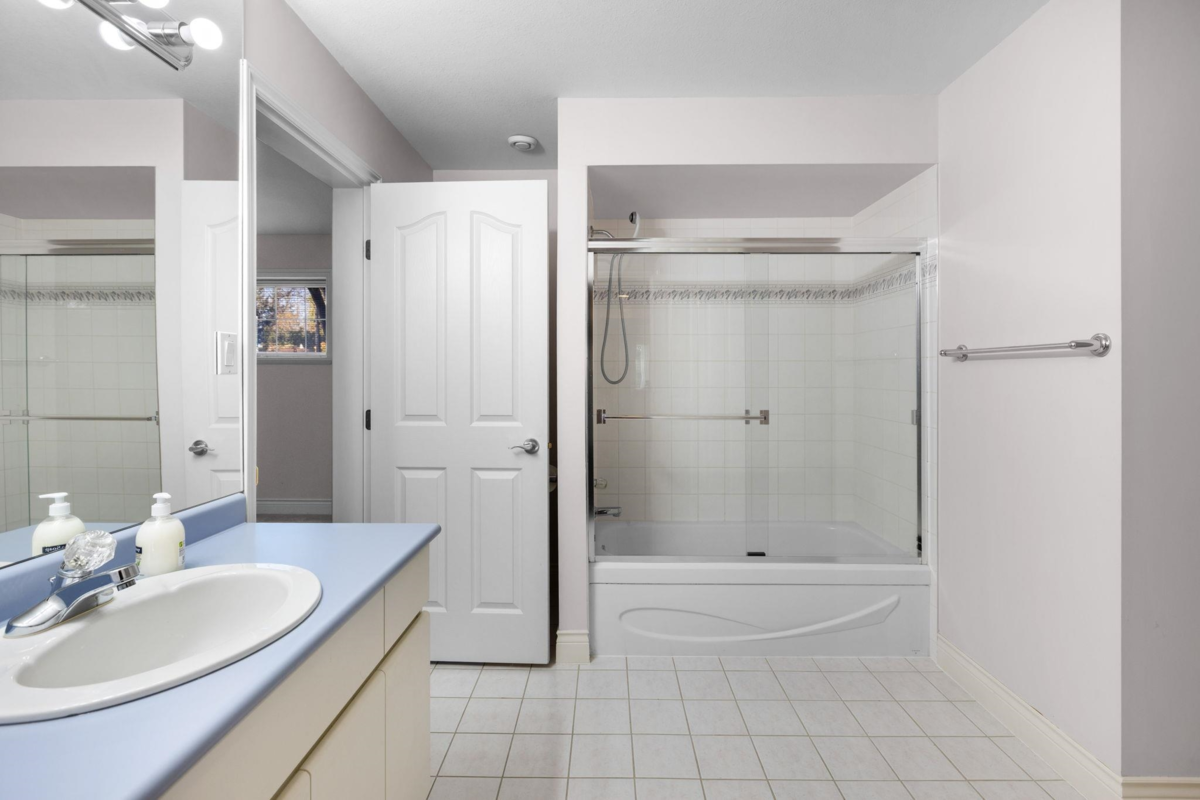 Aerial View of 1501 Parkway Boulevard, Coquitlam, BC