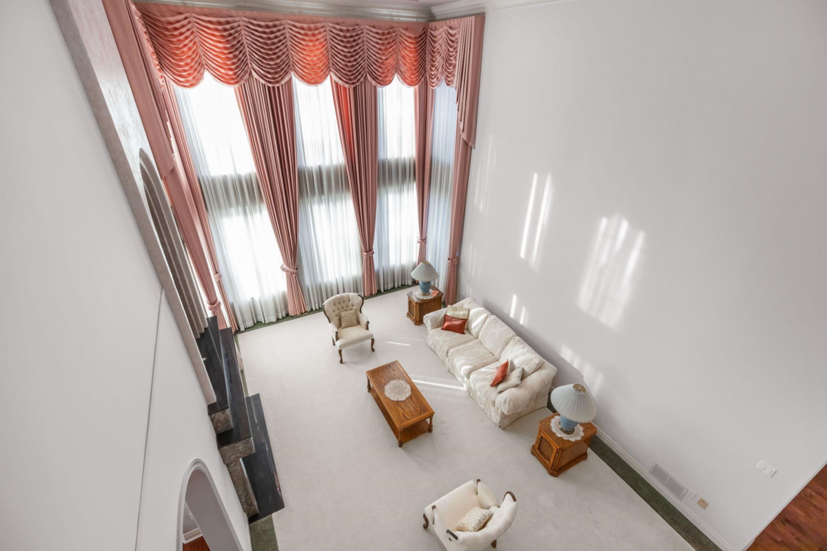 Powder Room Photo of 1501 Parkway Boulevard, Coquitlam, BC