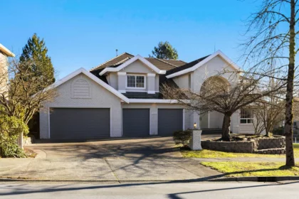 Front exterior of 1501 Parkway Boulevard, Coquitlam, BC