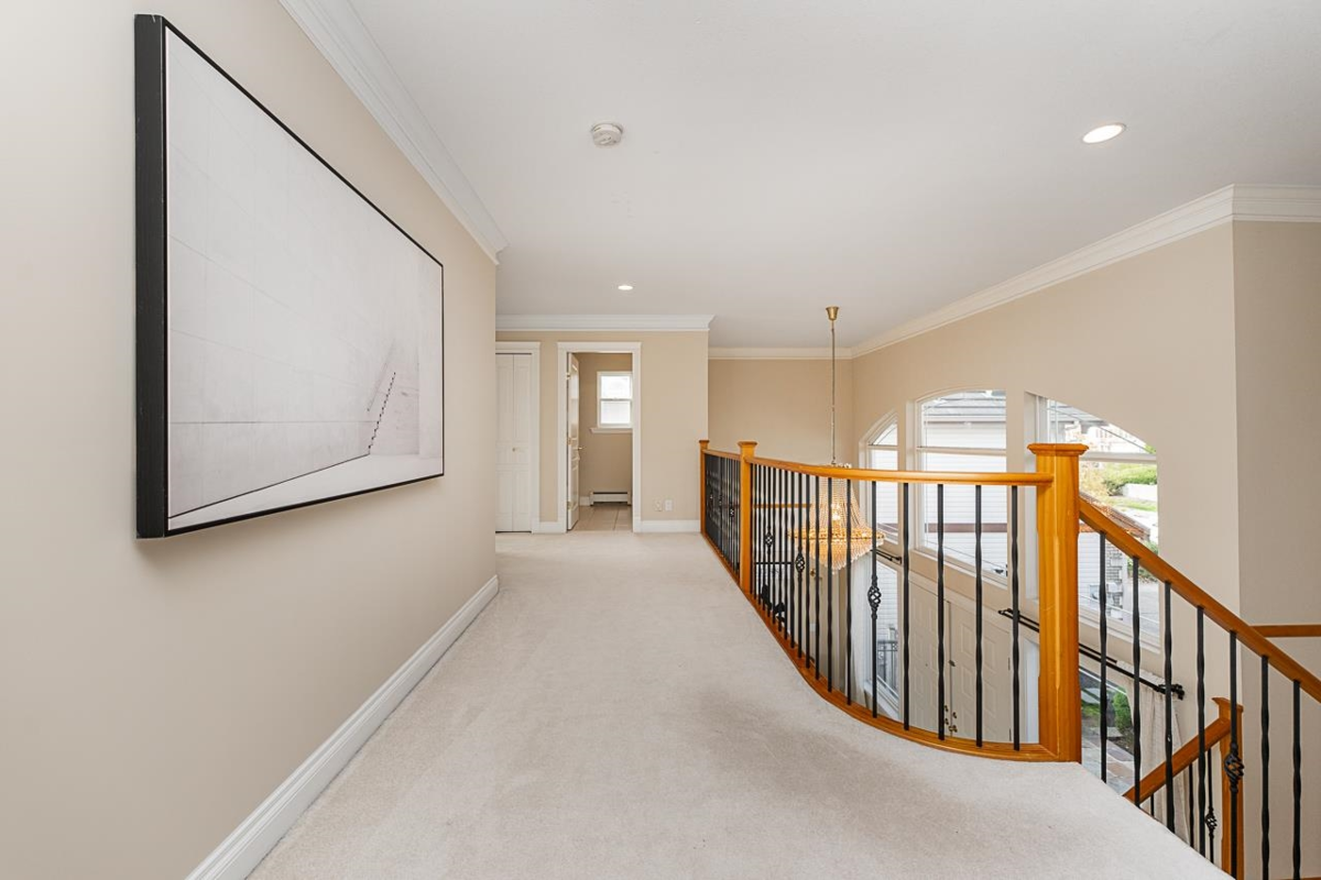 Powder Room Photo of 3126 Silverthrone Drive, Coquitlam, BC