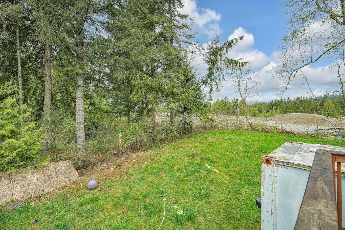 Office / Den Photo of 8699 Dewdney Trunk Road, Mission, BC