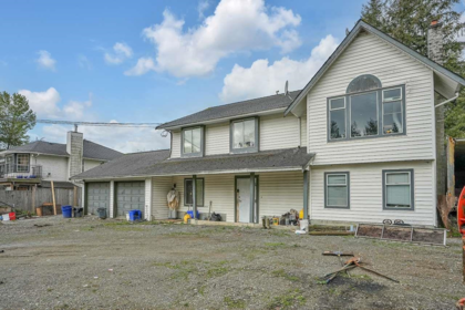 Basement Recreation Room Photo of 8699 Dewdney Trunk Road, Mission, BC