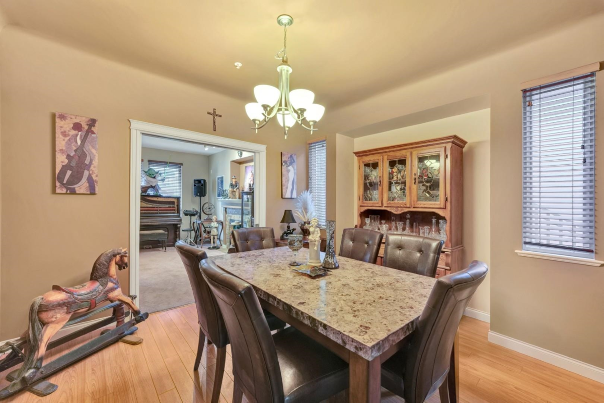 Bedroom 2 Photo of 11378 240a Street, Maple Ridge, BC