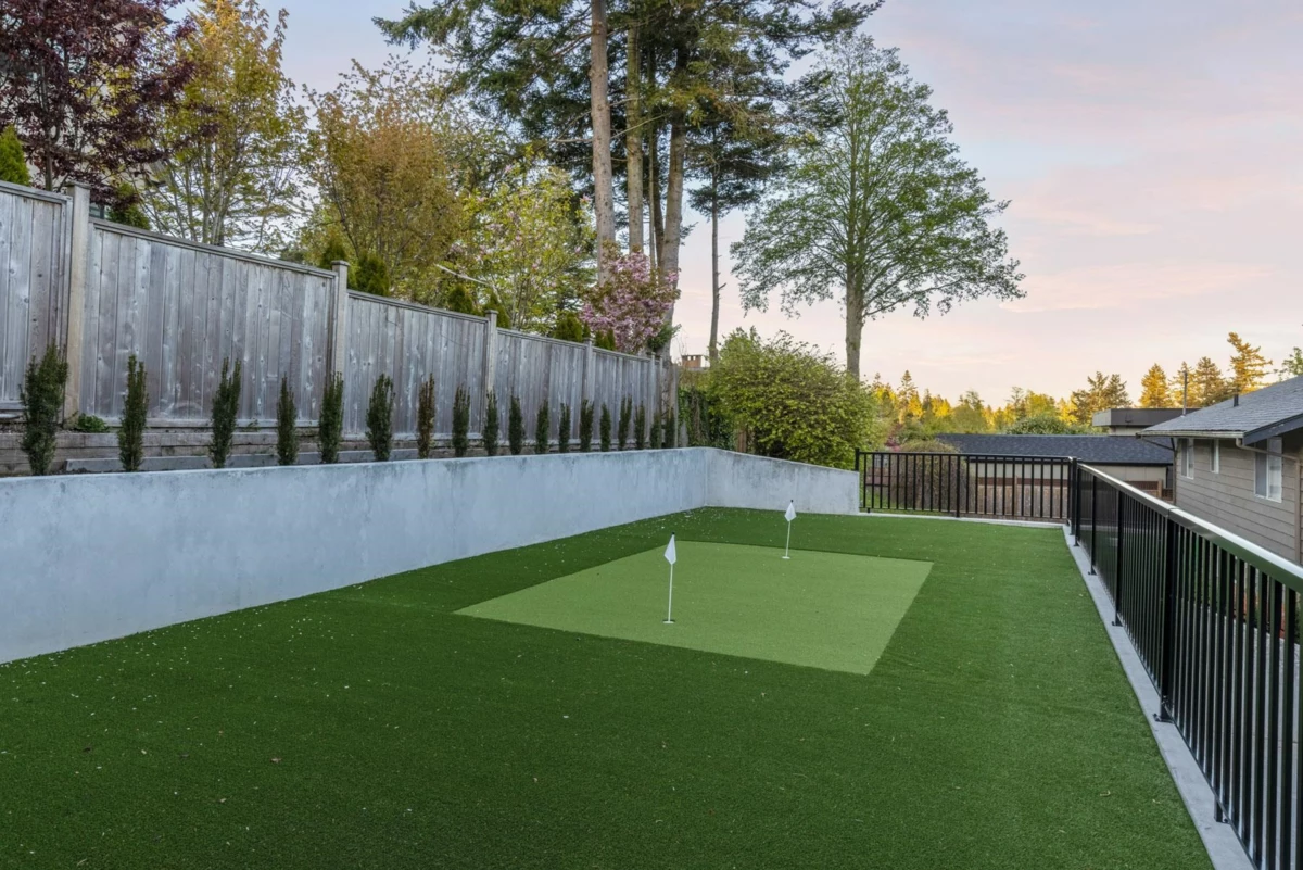 Community Amenities Photo (Clubhouse) of 13169 Marine Drive, Surrey, BC