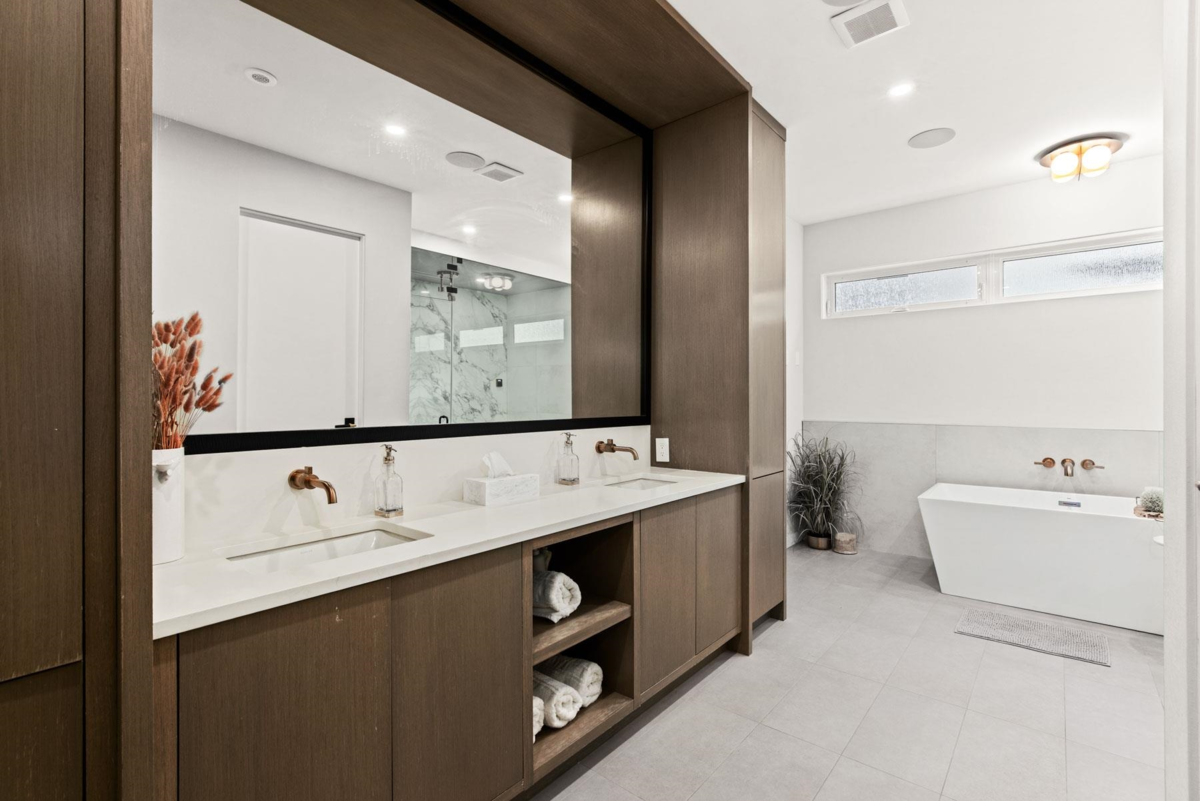 Outdoor Deck Photo of 13169 Marine Drive, Surrey, BC