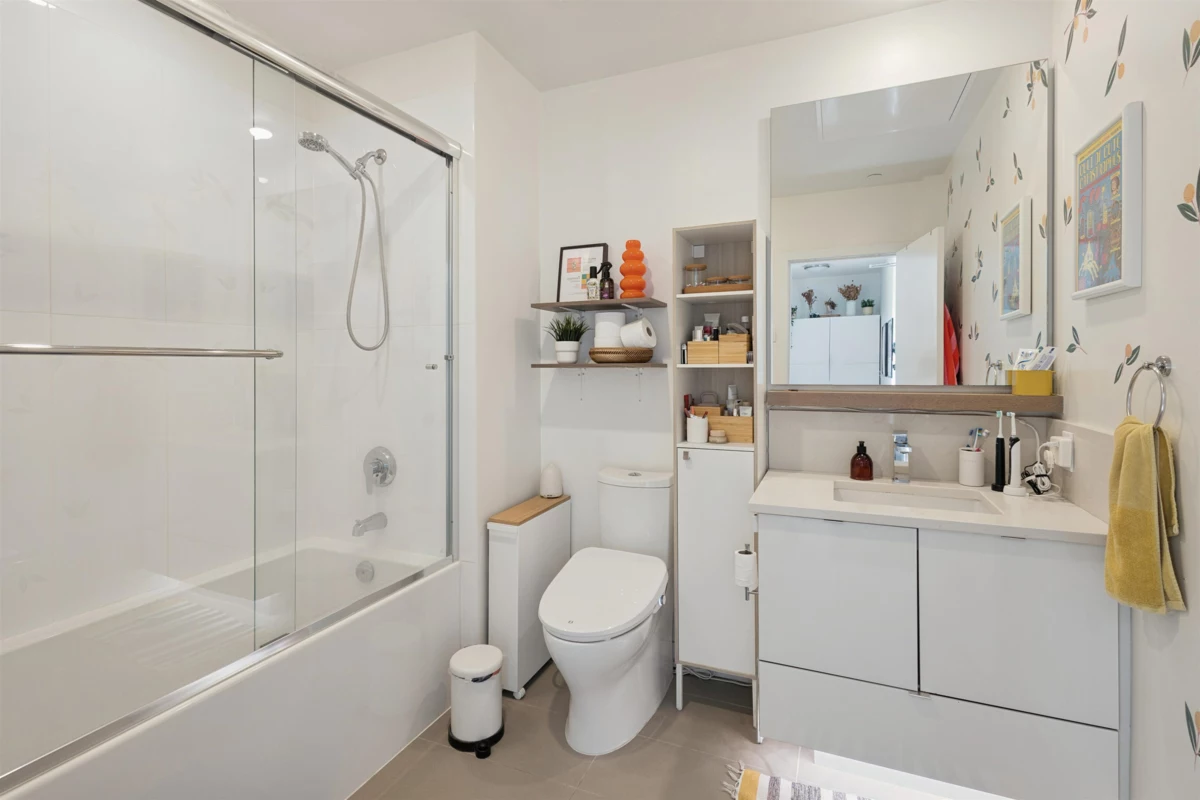 Bedroom 3 Photo of 208 200 Nelson's Crescent, New Westminster, BC