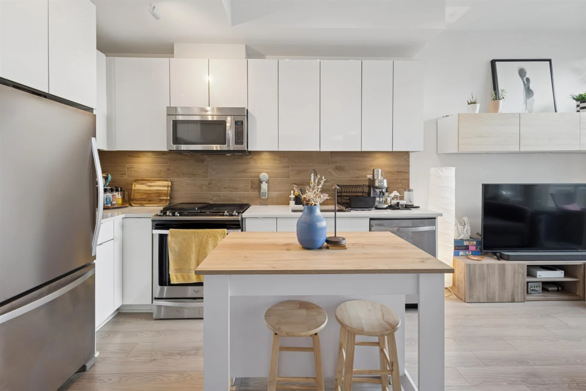 Family Room Photo of 208 200 Nelson's Crescent, New Westminster, BC