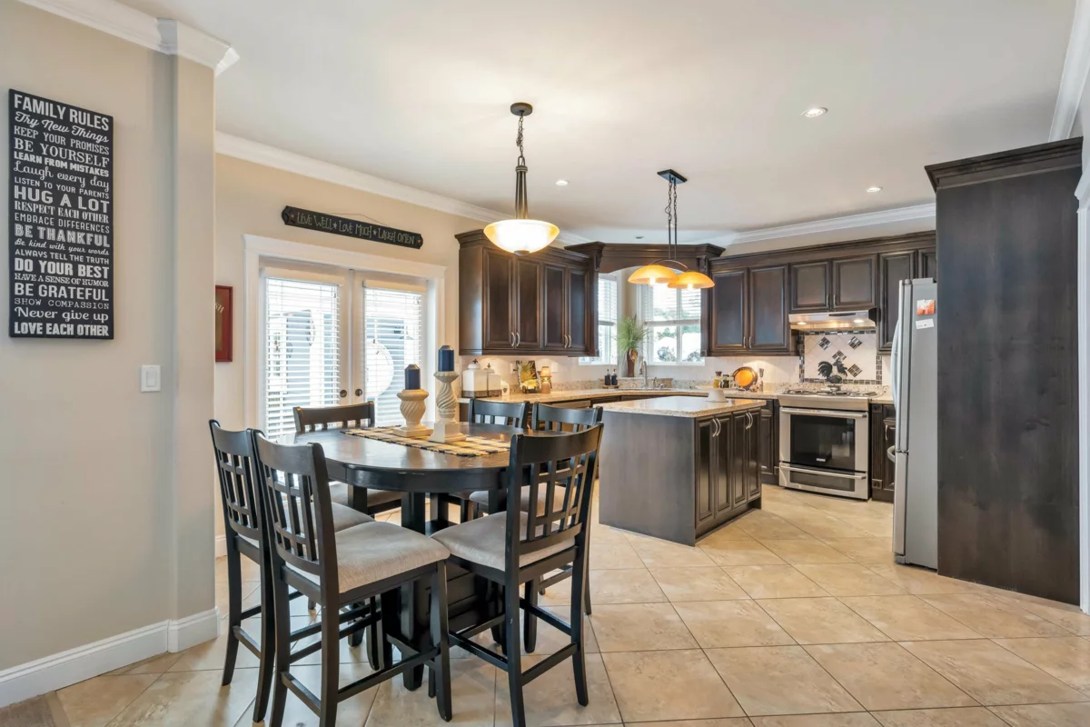 Guest Bathroom Photo of 5148 Bentley Lane, Delta, BC
