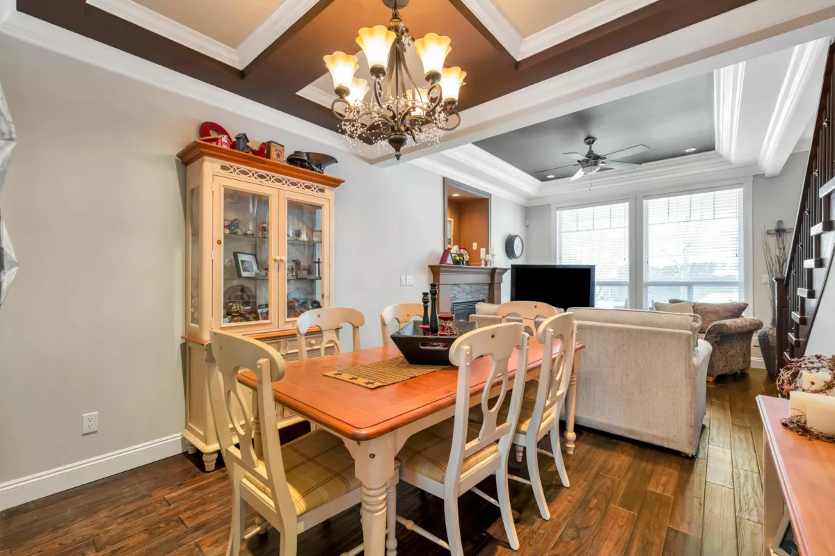 Kitchen Island Photo of 5148 Bentley Lane, Delta, BC