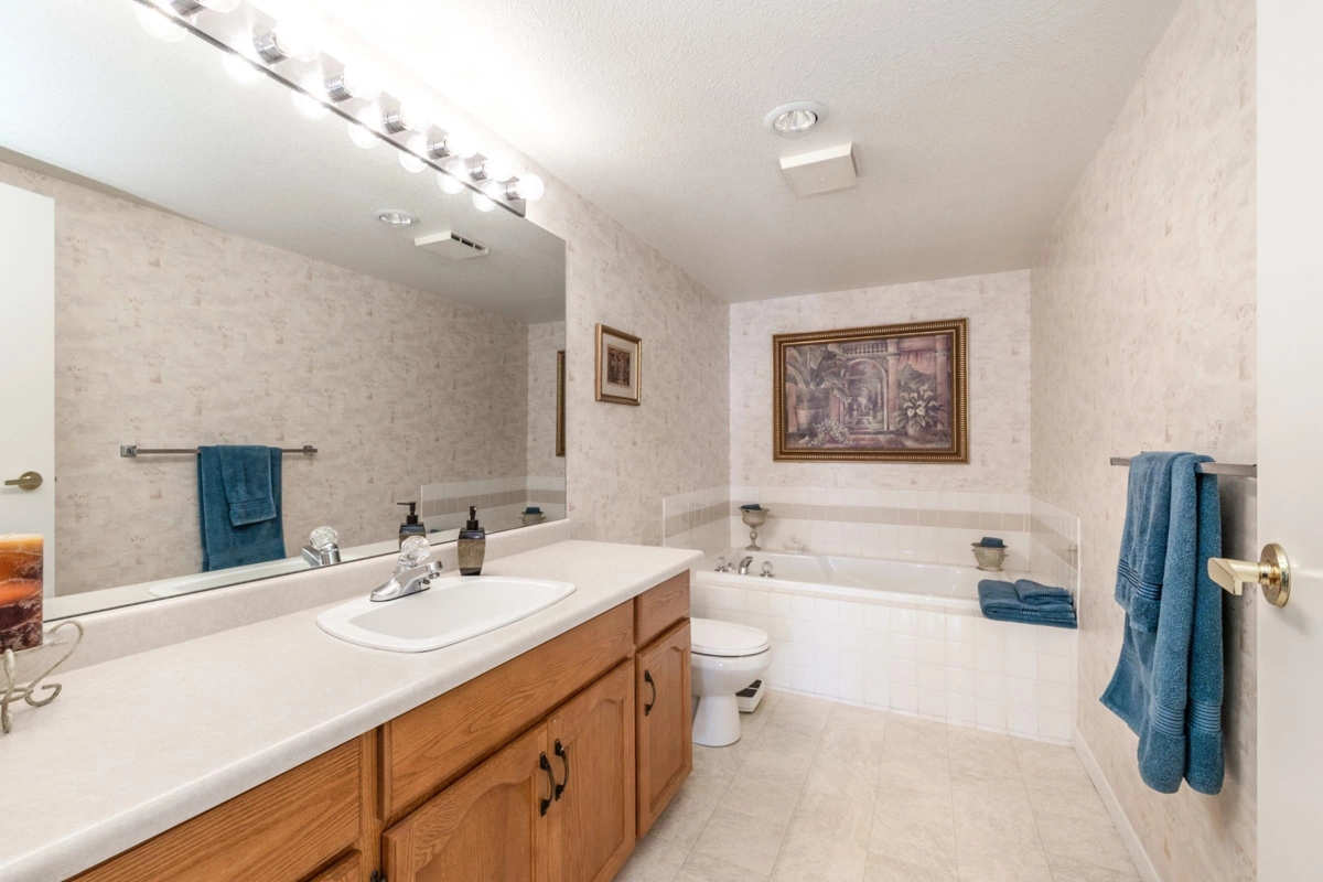 Bedroom 3 Photo of 207 11601 227 Street, Maple Ridge, BC