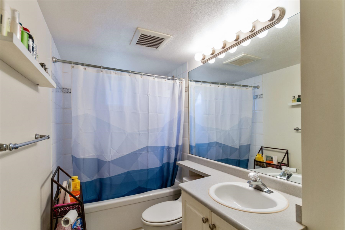 Guest Bathroom Photo of 204 155 E 3rd Street, North Vancouver, BC