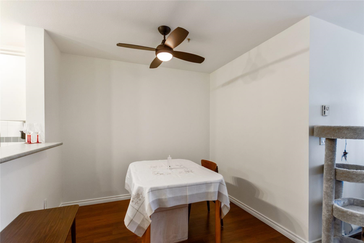 Kitchen Island Photo of 204 155 E 3rd Street, North Vancouver, BC