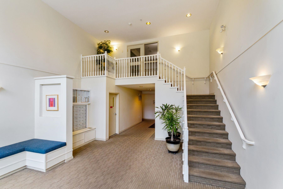 Loft / Bonus Room Photo of 204 155 E 3rd Street, North Vancouver, BC