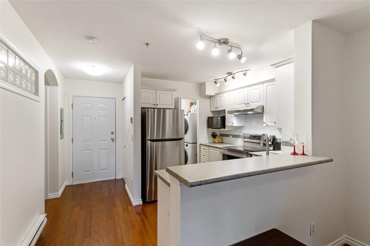 Walk-In Closet Photo of 204 155 E 3rd Street, North Vancouver, BC