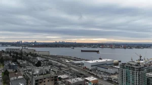 204 155 E 3rd Street, North Vancouver, BC