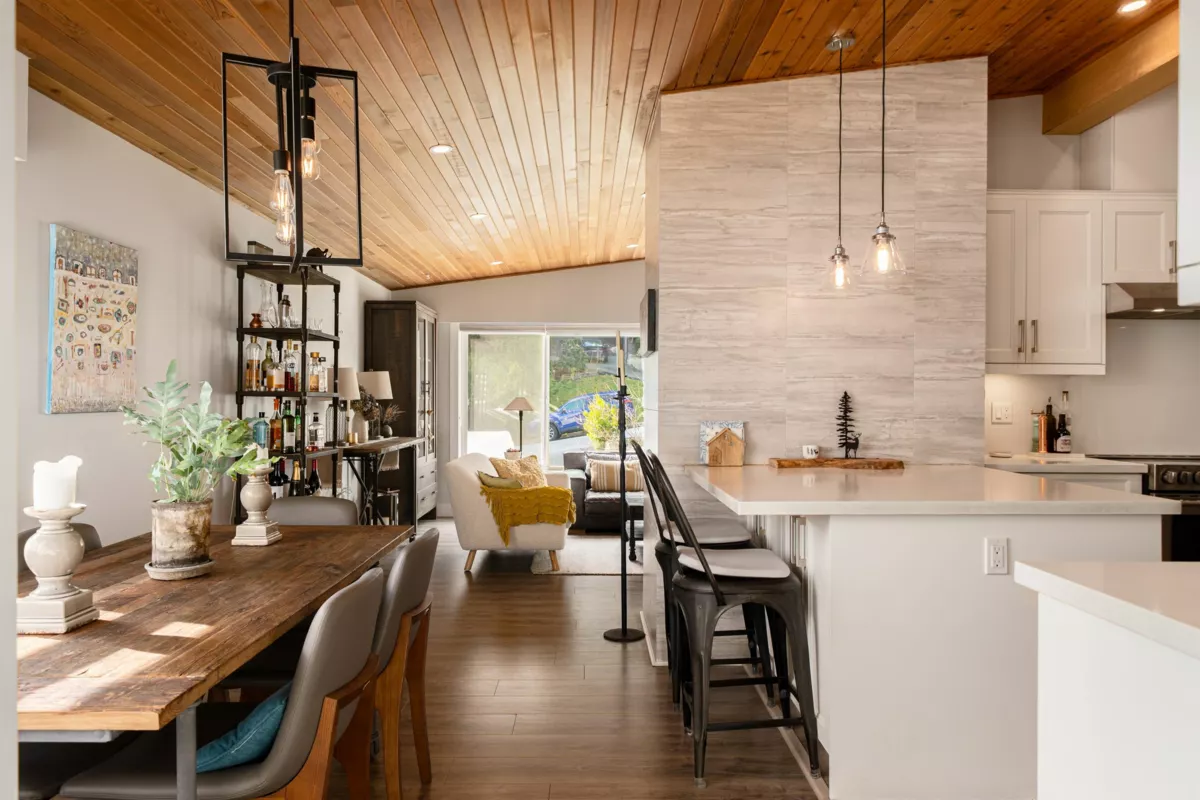 Kitchen Photo of 3642 Sykes Road, North Vancouver, BC