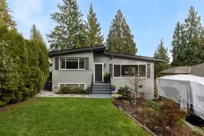 3642 Sykes Road, North Vancouver, BC, Lynn Valley — 4 bed single family residence for sale