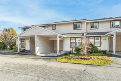 2 765 School Road, Gibsons, BC, Gibsons — Townhouse for sale
