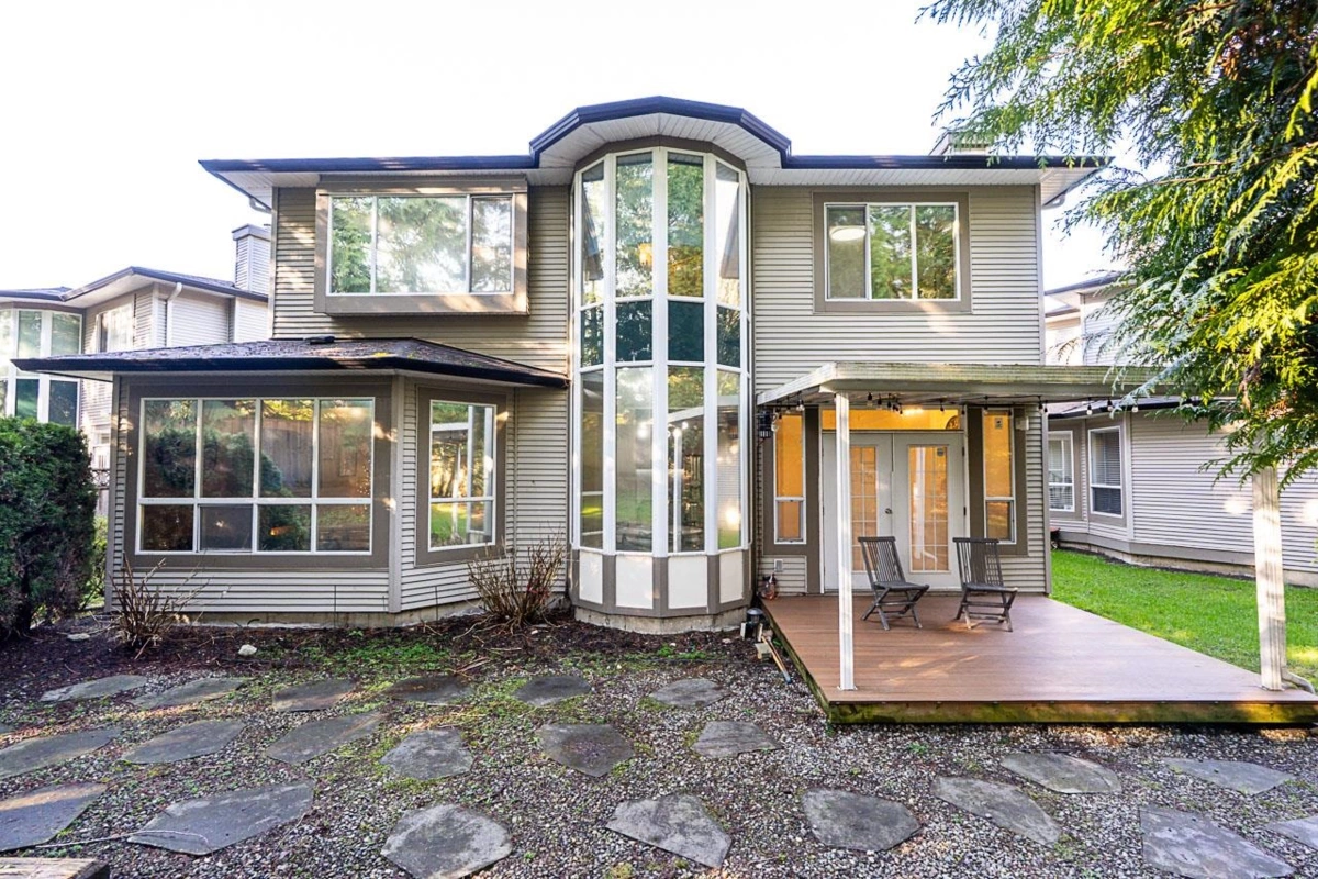 Living Room Photo of 74 20881 87 Avenue, Langley, BC