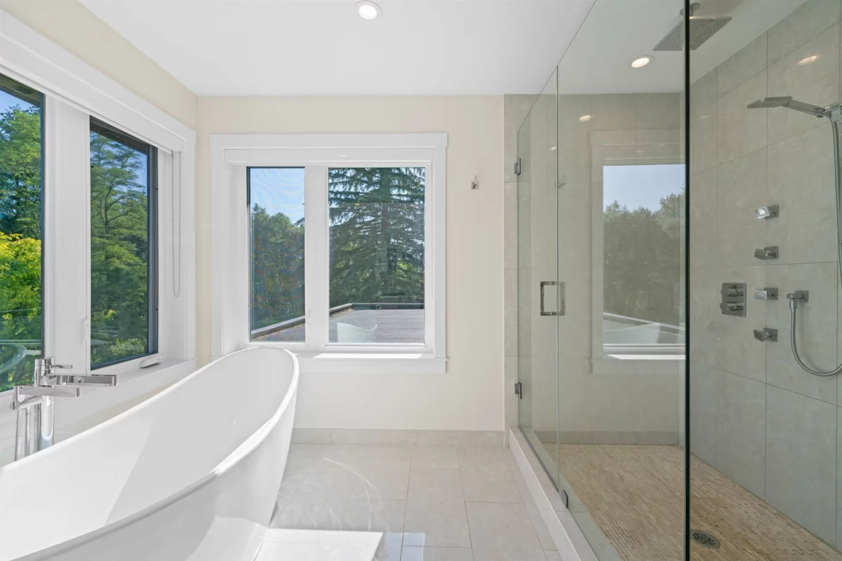 Backyard Photo of 5199 Cliffridge Avenue, North Vancouver, BC