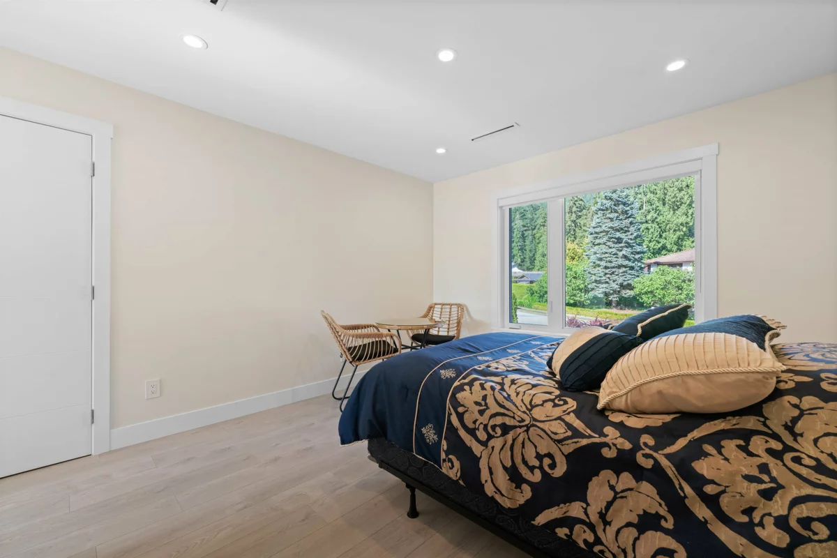 Hot Tub / Spa Photo of 5199 Cliffridge Avenue, North Vancouver, BC