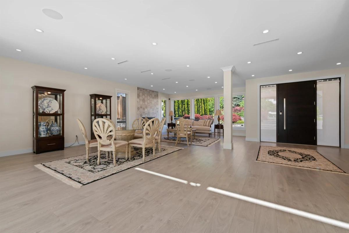 Primary Bathroom Photo of 5199 Cliffridge Avenue, North Vancouver, BC