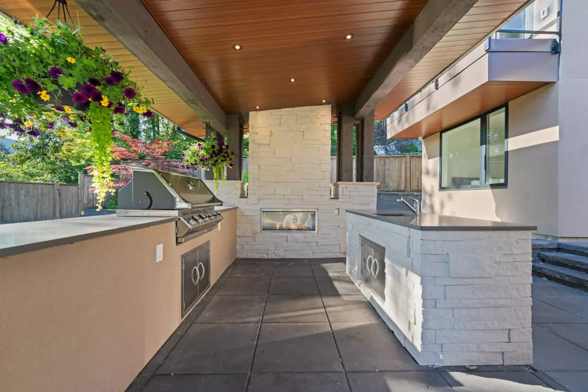 Primary Bedroom Photo of 5199 Cliffridge Avenue, North Vancouver, BC