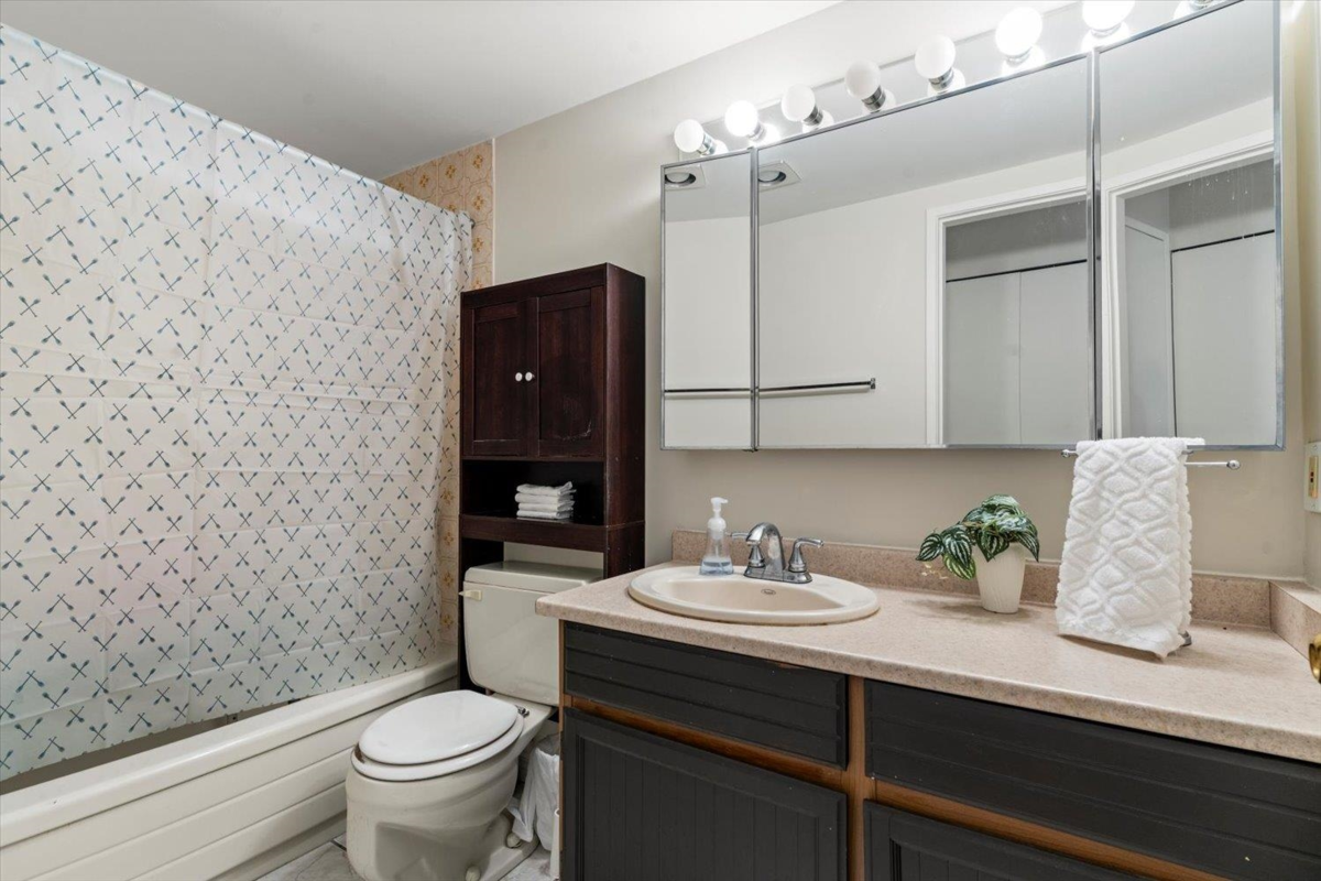 Basement Recreation Room Photo of 204 9175 Mary Street, Chilliwack, BC