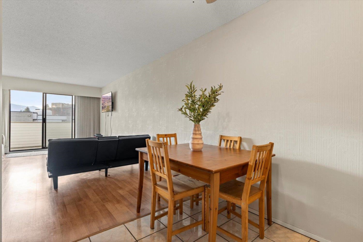 Primary Bedroom Photo of 204 9175 Mary Street, Chilliwack, BC